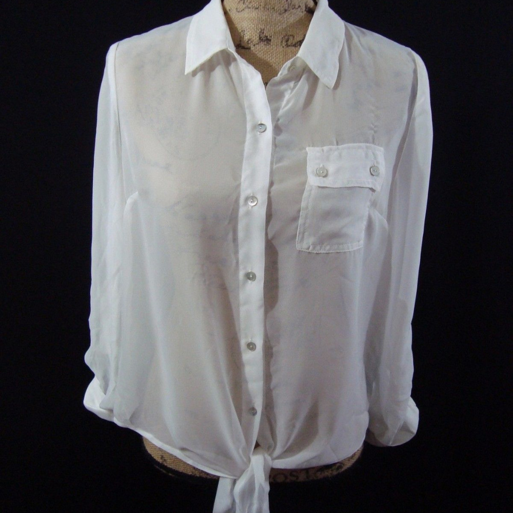 **Forever 21 Front Tie Blouse Front Button